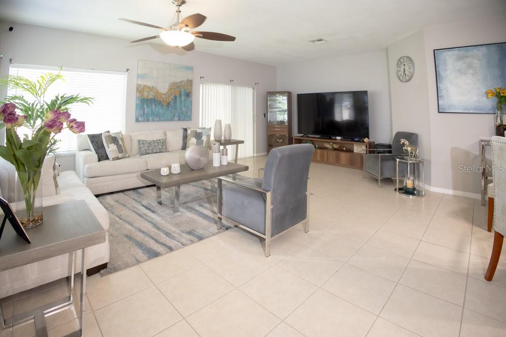 Image 11 of 82 For 1033 42nd Terrace