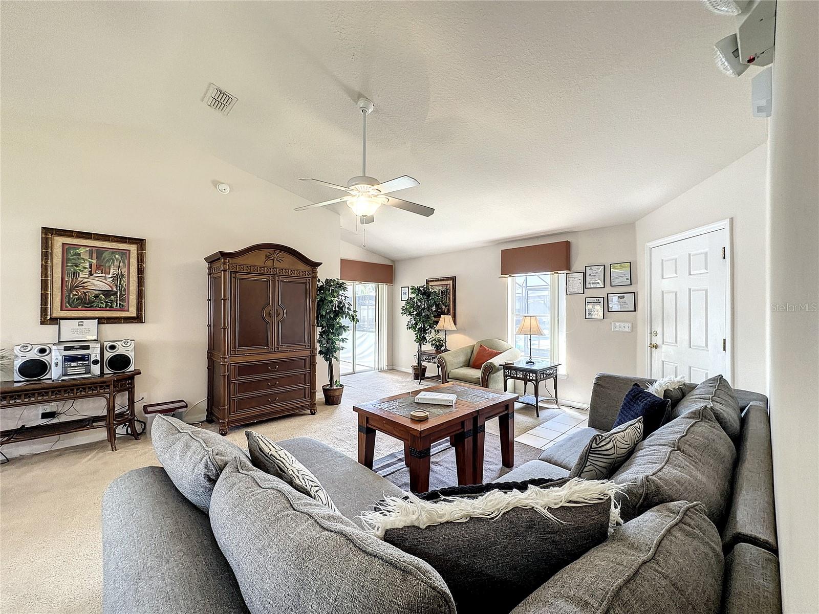 Image 4 of 39 For 116 Ridgemont Court
