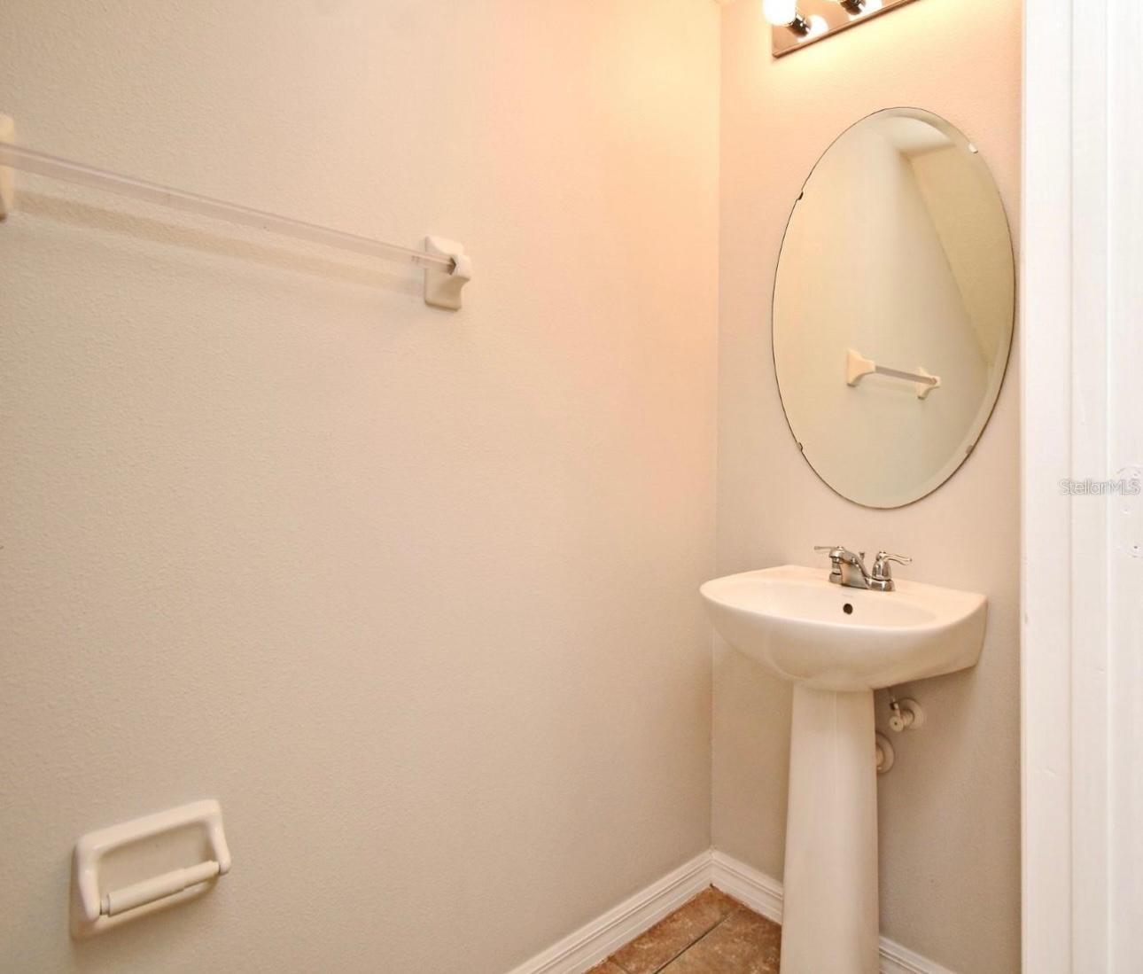 Image 11 of 27 For 2305 Chatham Place Drive