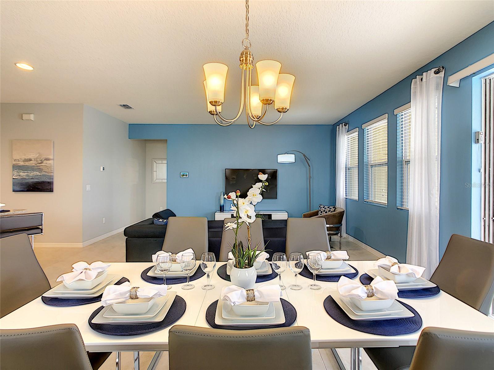 Image 15 of 68 For 8039 Oak Shadow Court