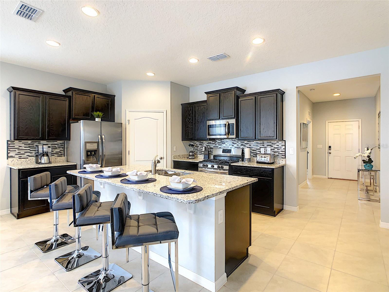 Image 17 of 68 For 8039 Oak Shadow Court