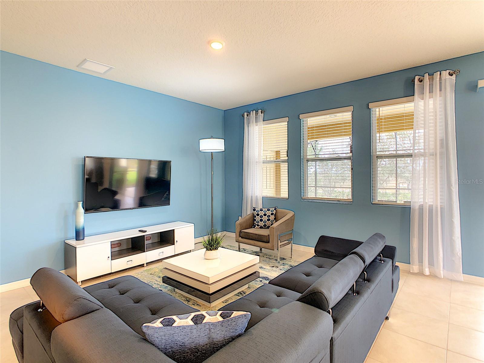 Image 3 of 68 For 8039 Oak Shadow Court