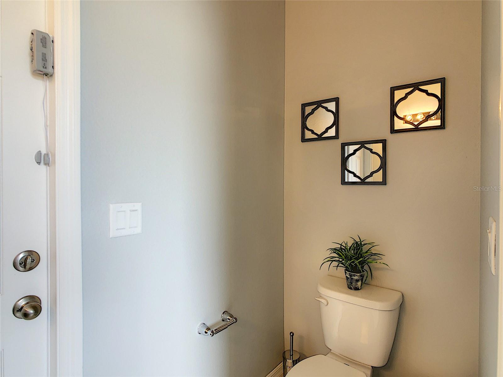 Image 31 of 68 For 8039 Oak Shadow Court