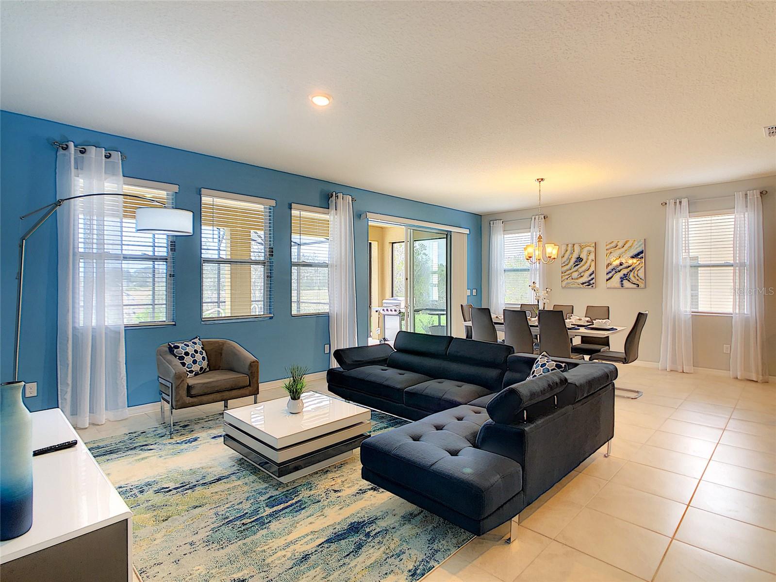 Image 4 of 68 For 8039 Oak Shadow Court