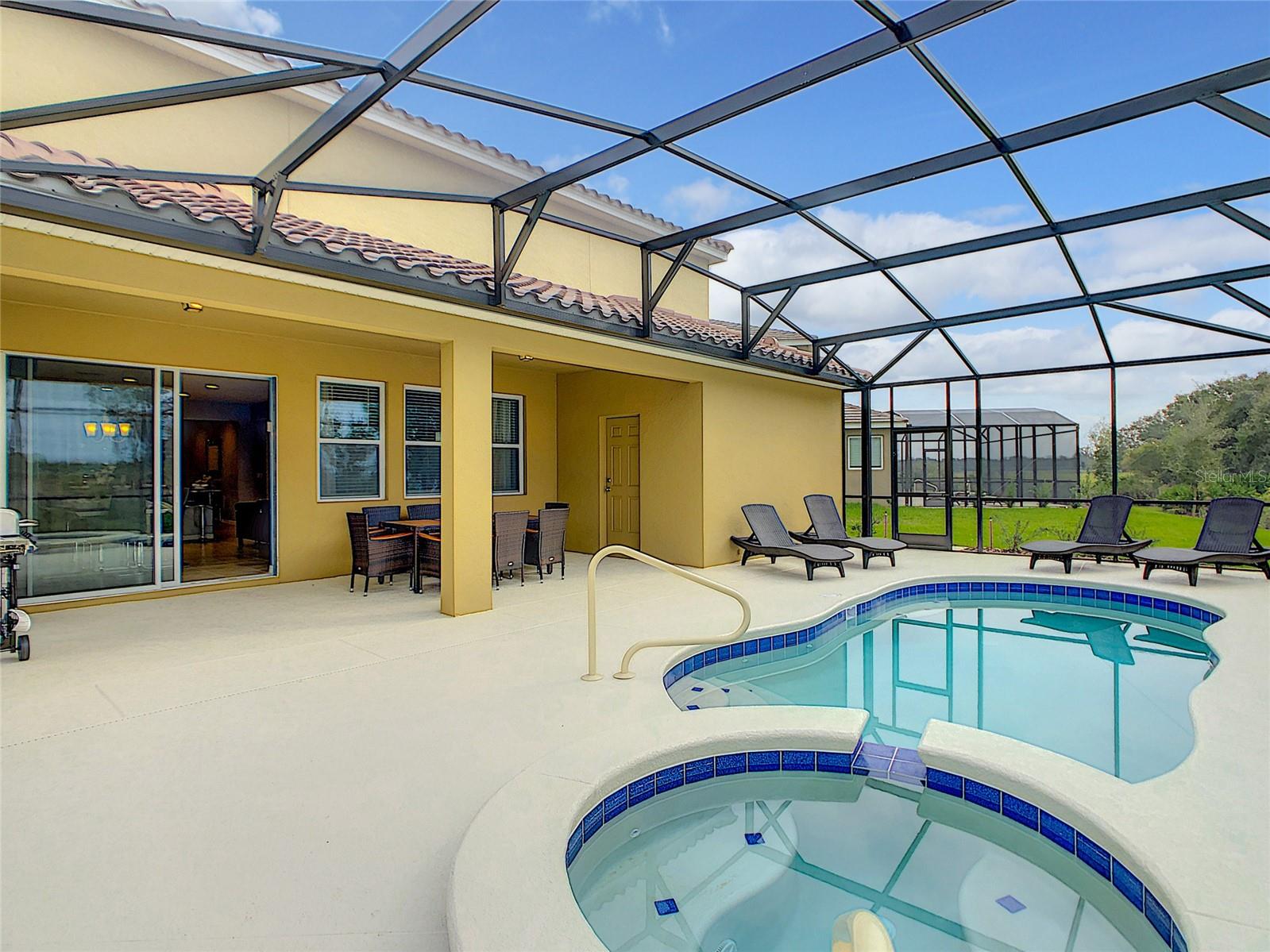 Image 60 of 68 For 8039 Oak Shadow Court