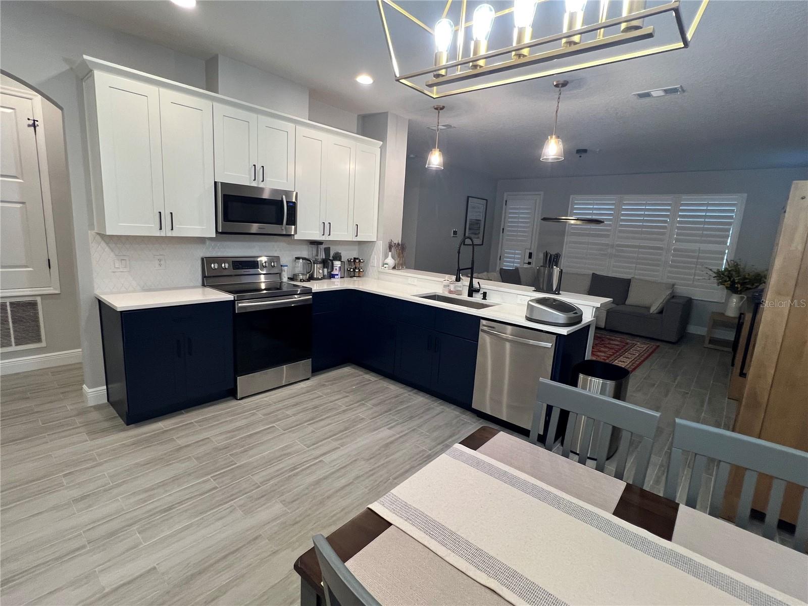 Image 2 of 18 For 9803 Sweetleaf Street