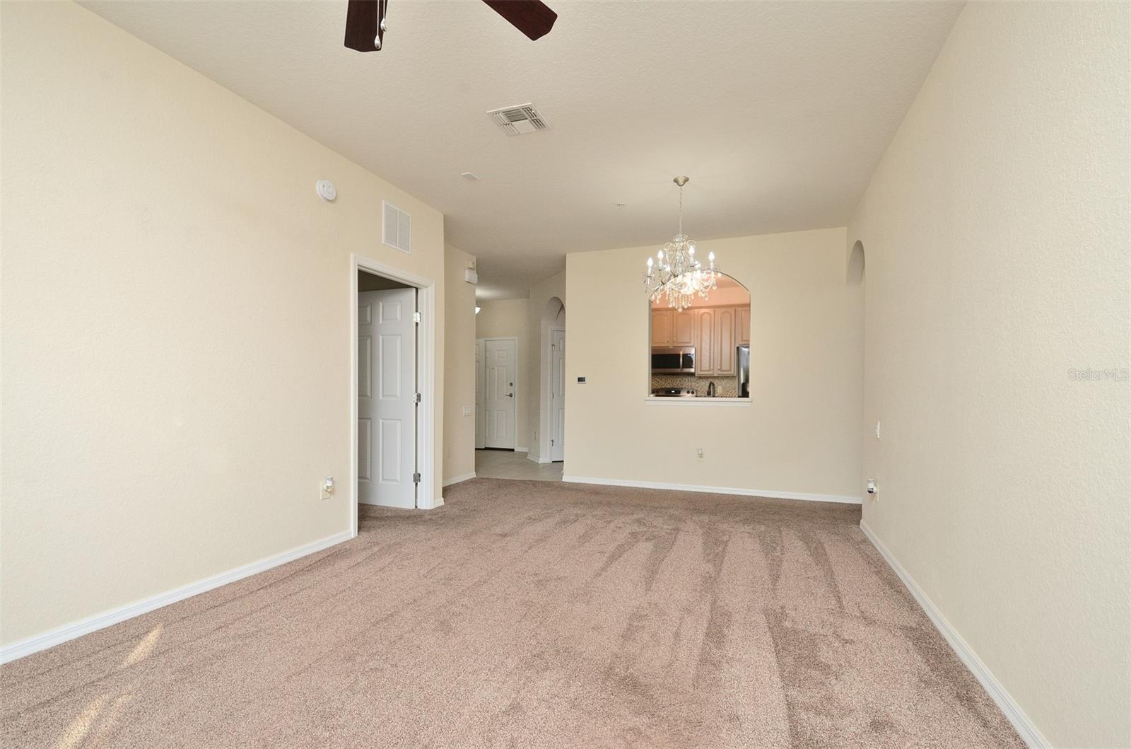 Image 16 of 38 For 1357 Venezia Court 202