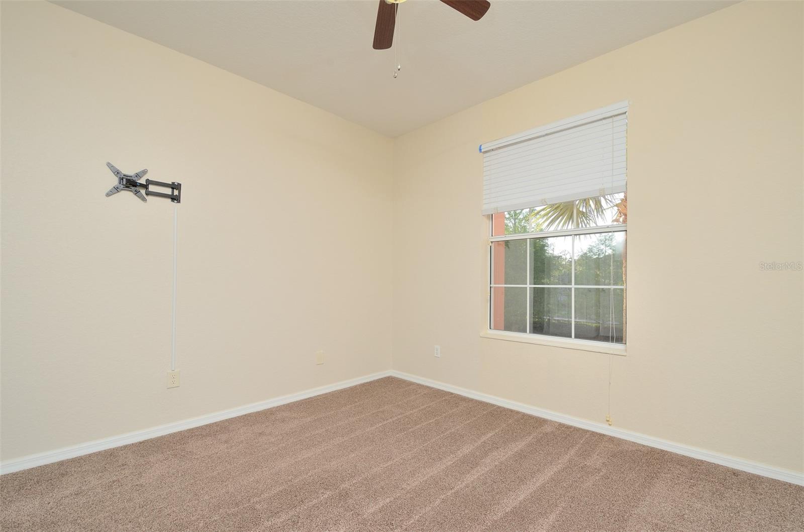 Image 19 of 38 For 1357 Venezia Court 202