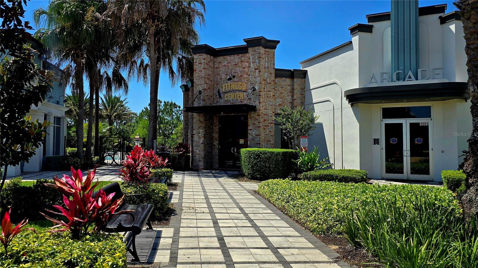 Image 25 of 33 For 228 Captiva Dr