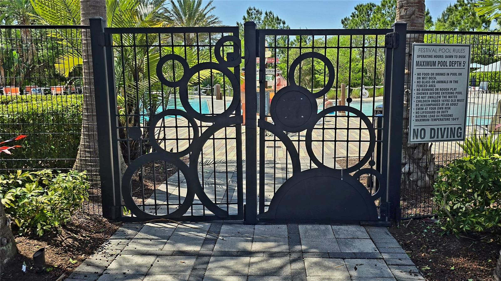 Image 28 of 33 For 228 Captiva Dr