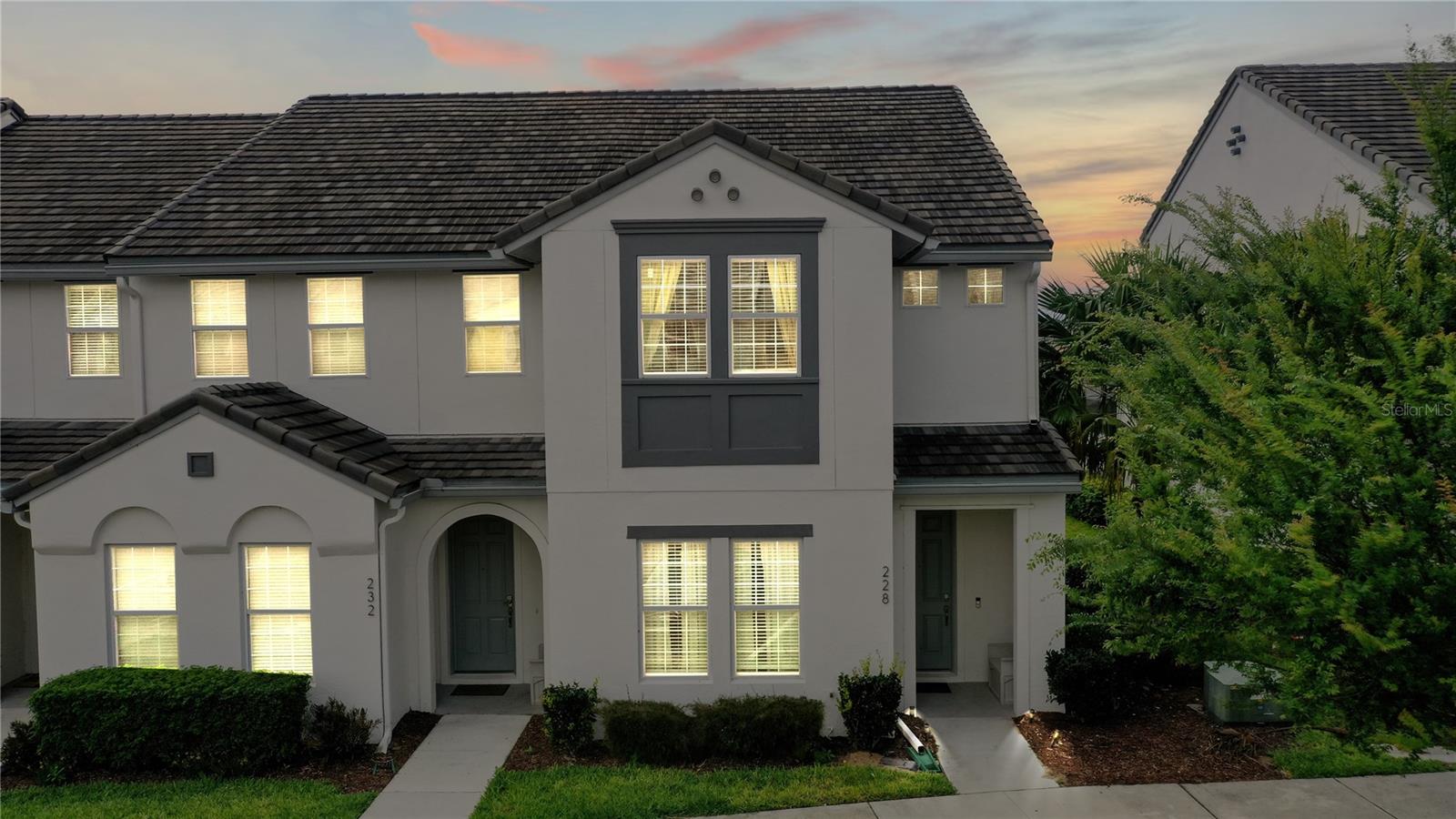 Image 3 of 33 For 228 Captiva Dr