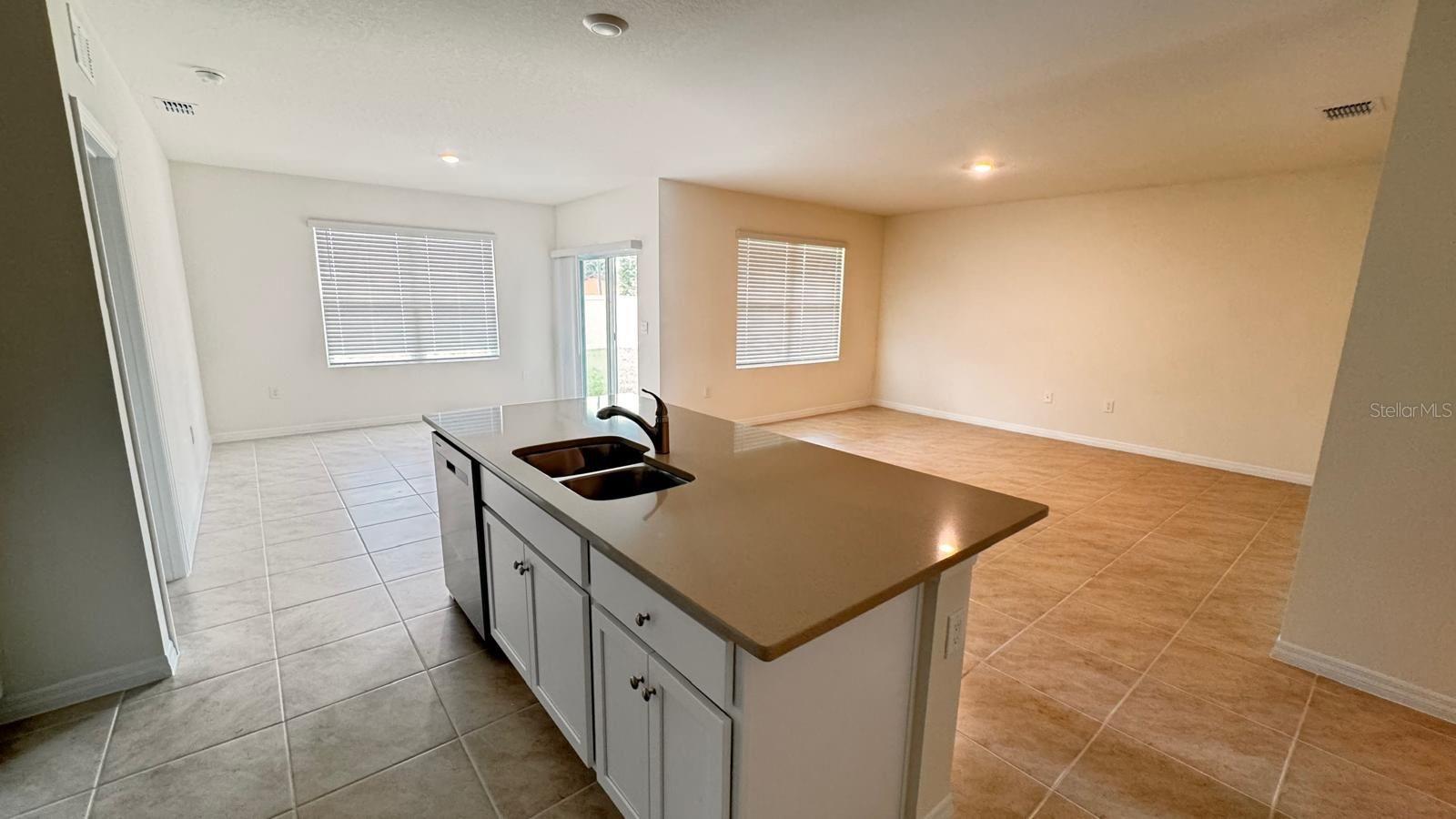 Image 3 of 17 For 3041 Tobago Drive