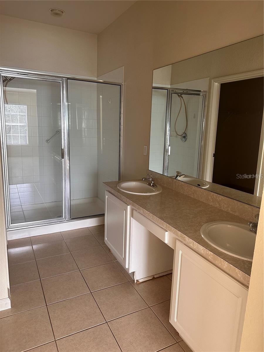 Image 9 of 9 For 3321 Whitestone Circle 305