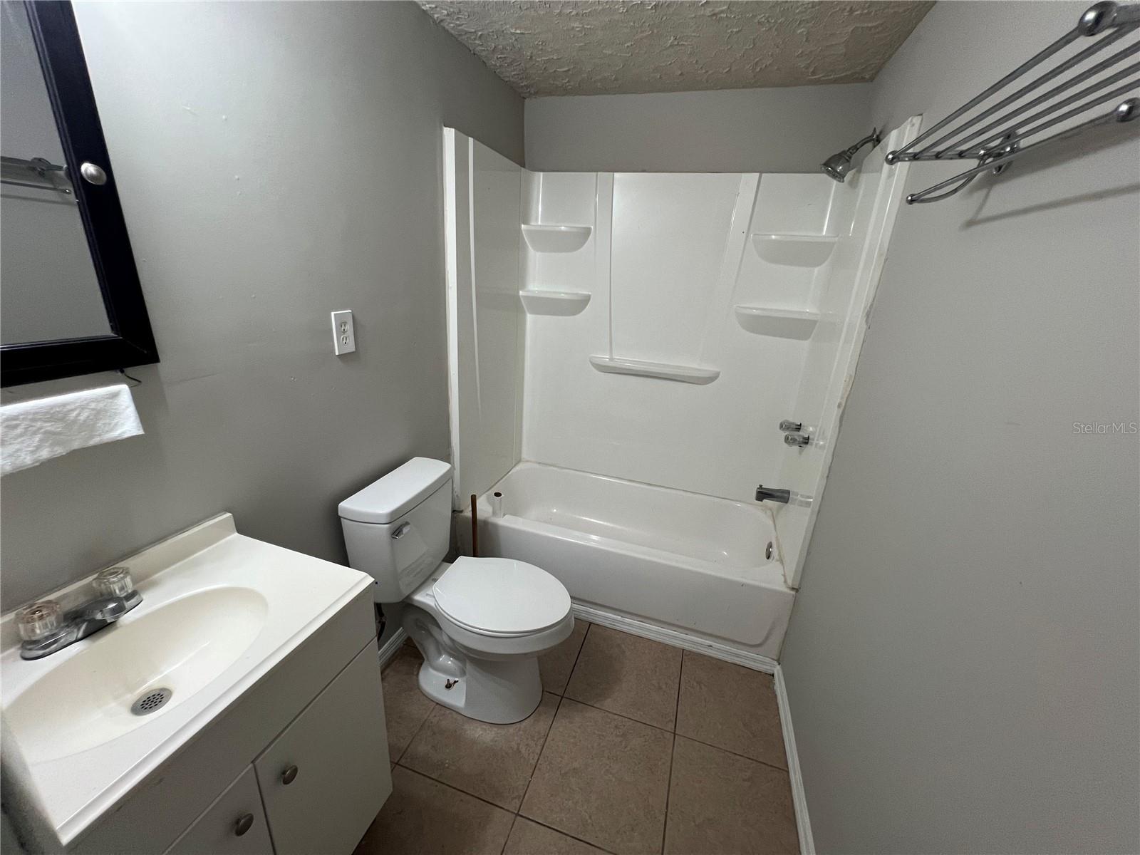 Image 10 of 13 For 6937 Gibraltar Road