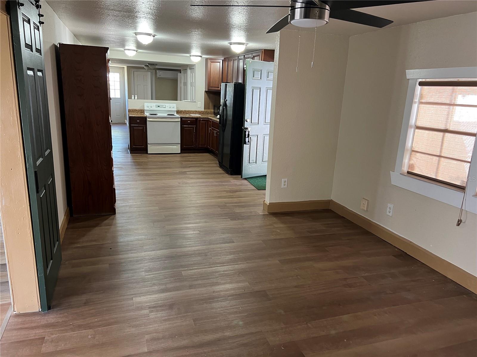 Image 4 of 13 For 6937 Gibraltar Road