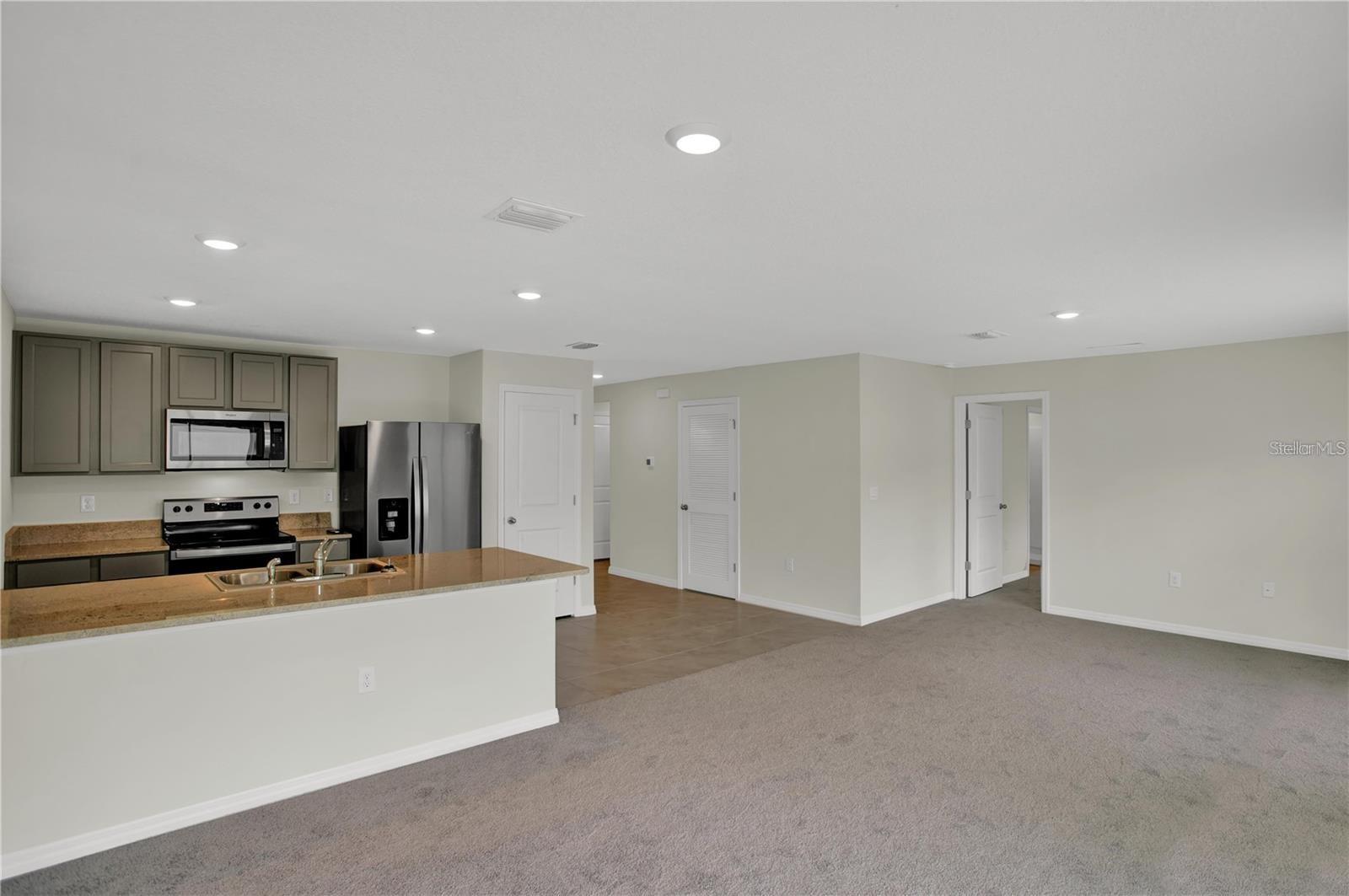 Image 5 of 20 For 8636 49th Circle