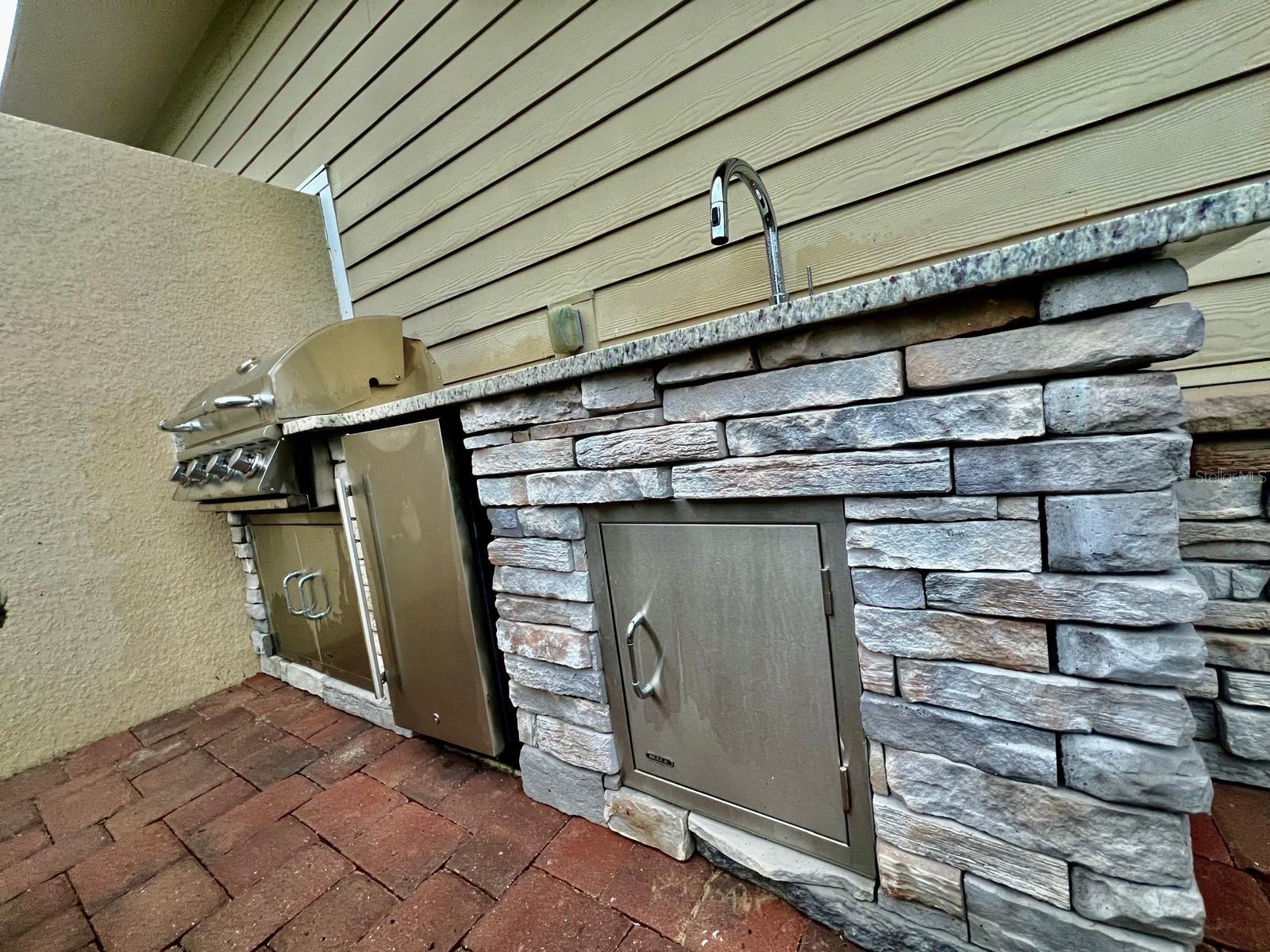 Image 26 of 31 For 7544 Sunville Avenue 7544
