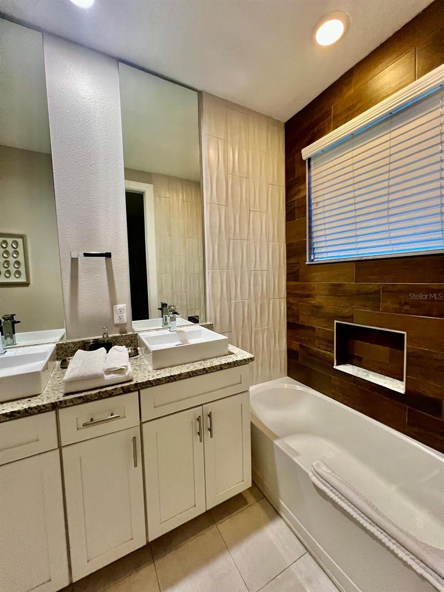 Image 30 of 31 For 7544 Sunville Avenue 7544