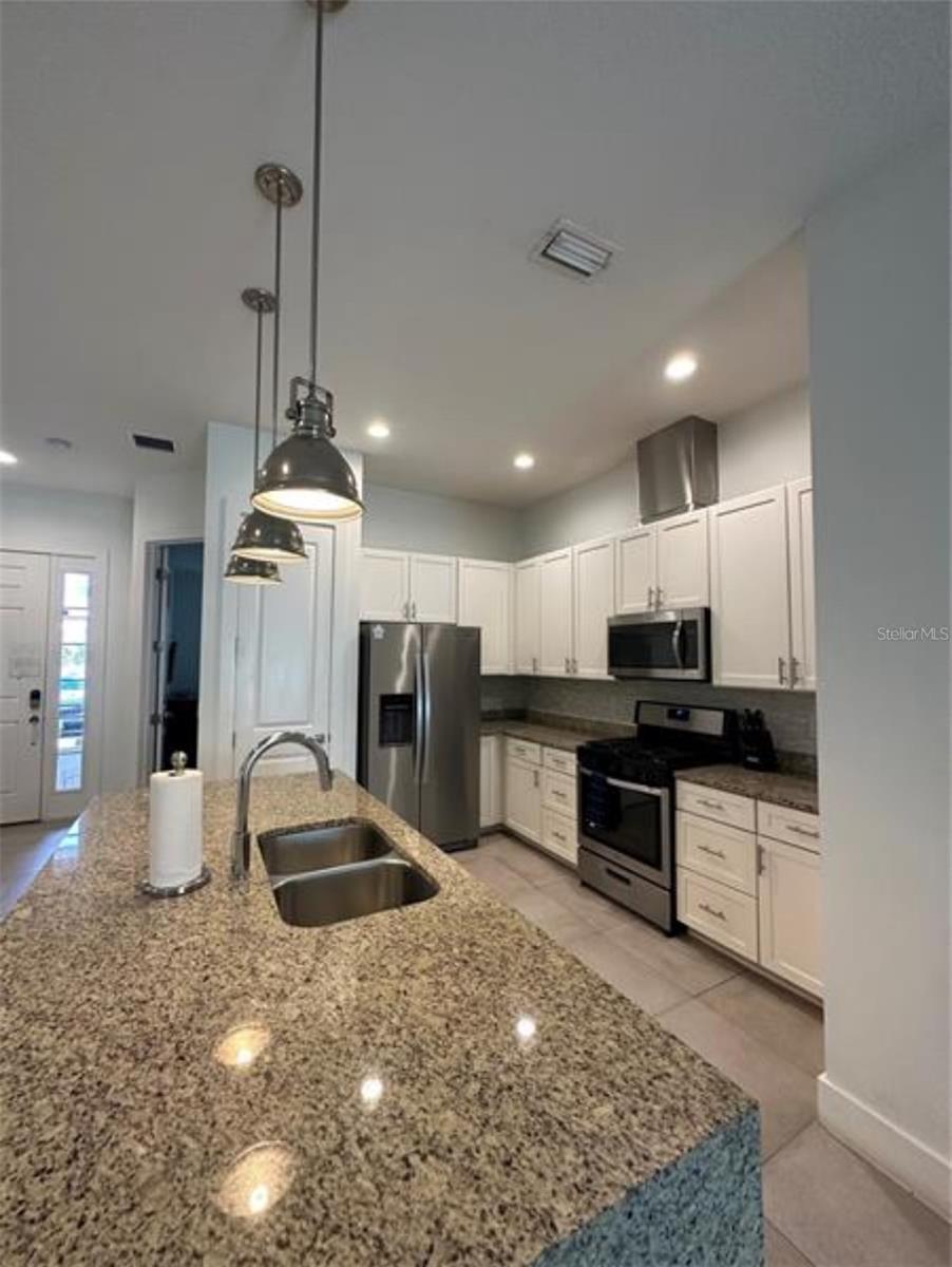 Image 5 of 17 For 7544 Sunville Avenue 7544