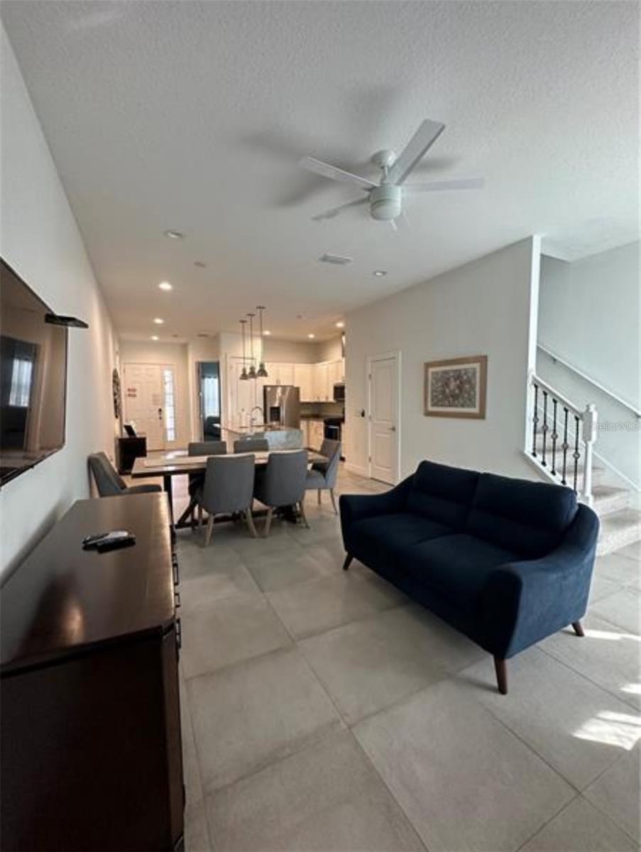 Image 6 of 17 For 7544 Sunville Avenue 7544