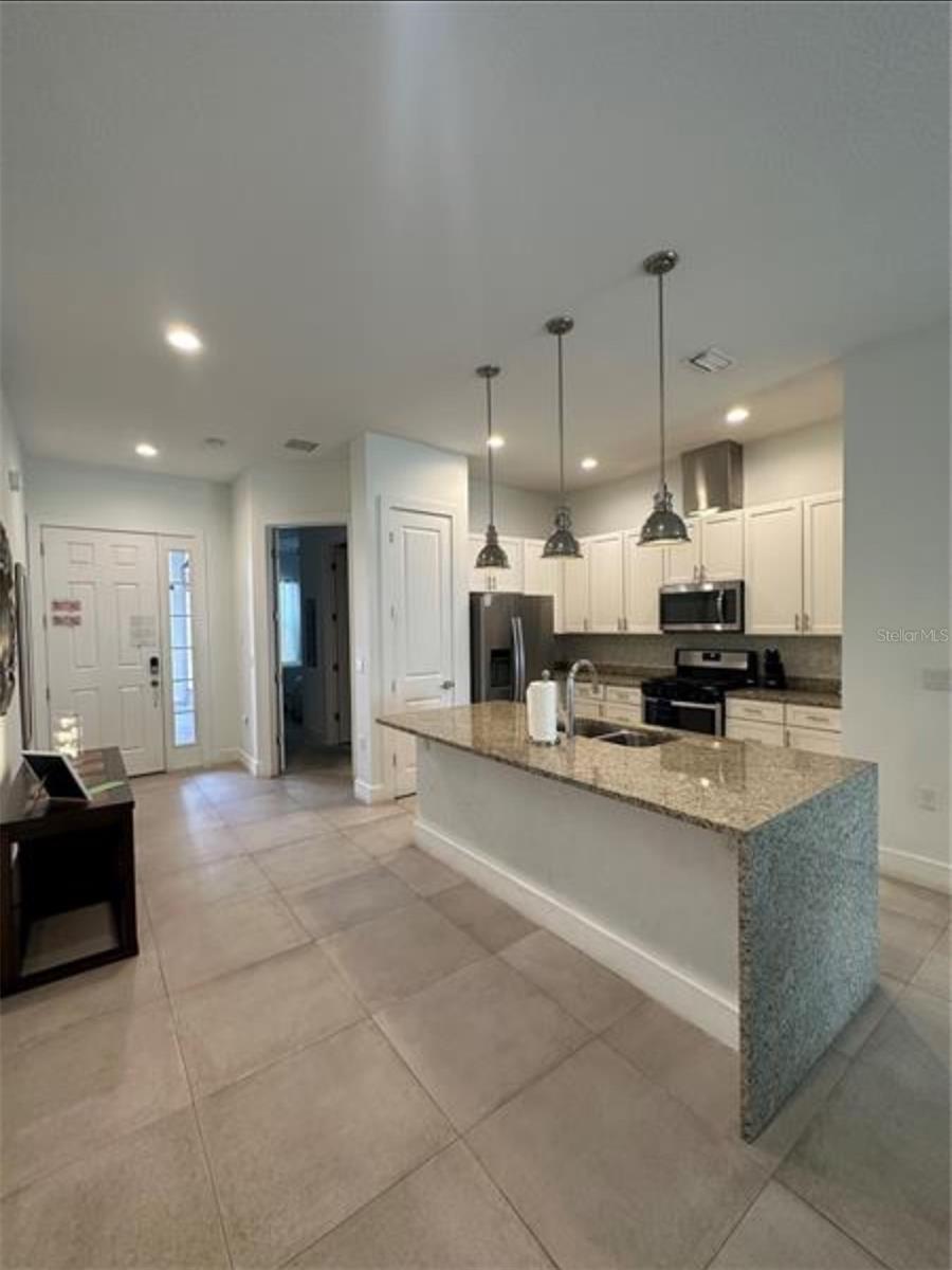 Image 7 of 17 For 7544 Sunville Avenue 7544