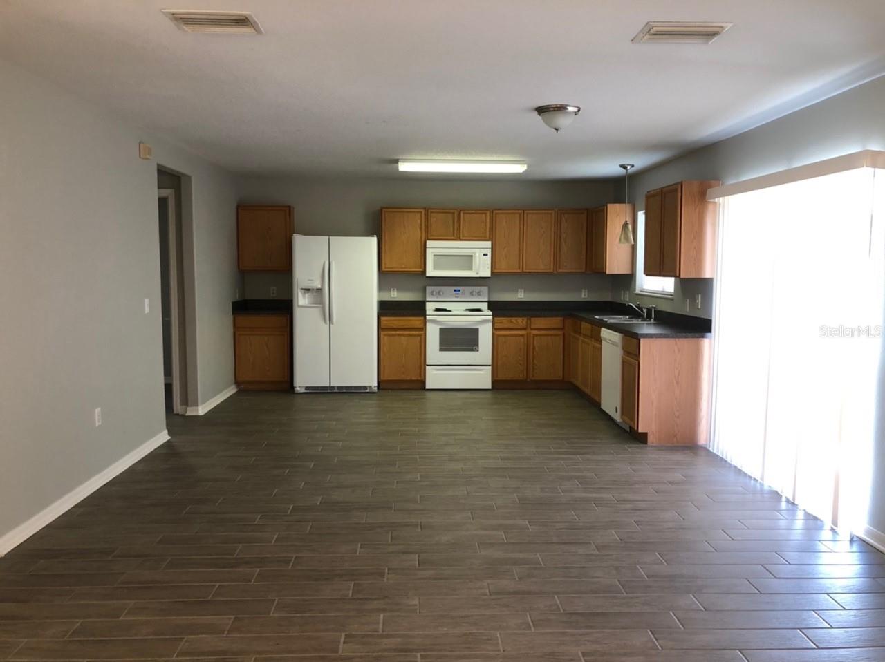 Image 6 of 14 For 7508 Hunters Greene Circle