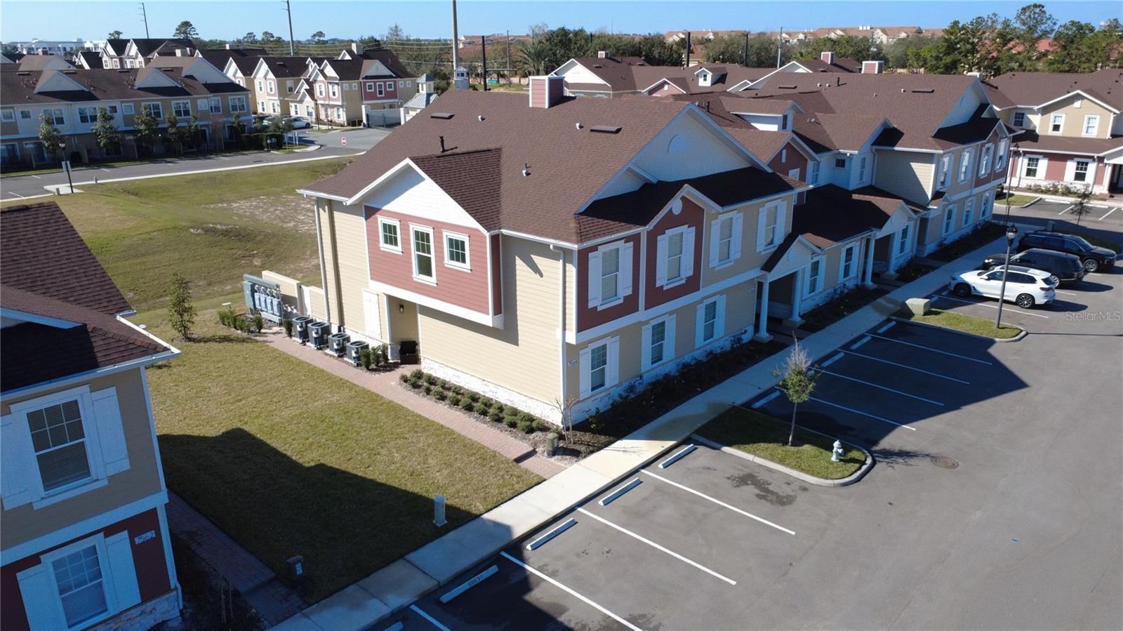 Image 3 of 27 For 7564 Sunflower Circle