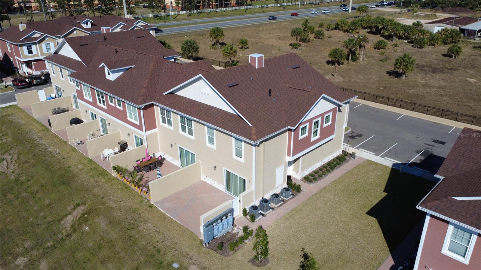 Image 5 of 27 For 7564 Sunflower Circle