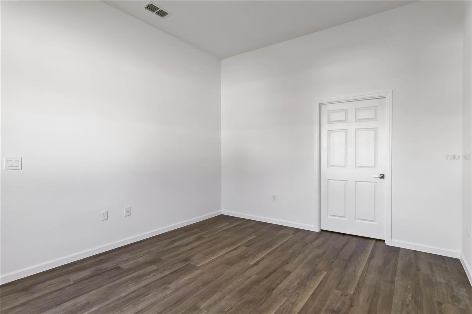 Image 12 of 30 For 4344 Jaslo Avenue