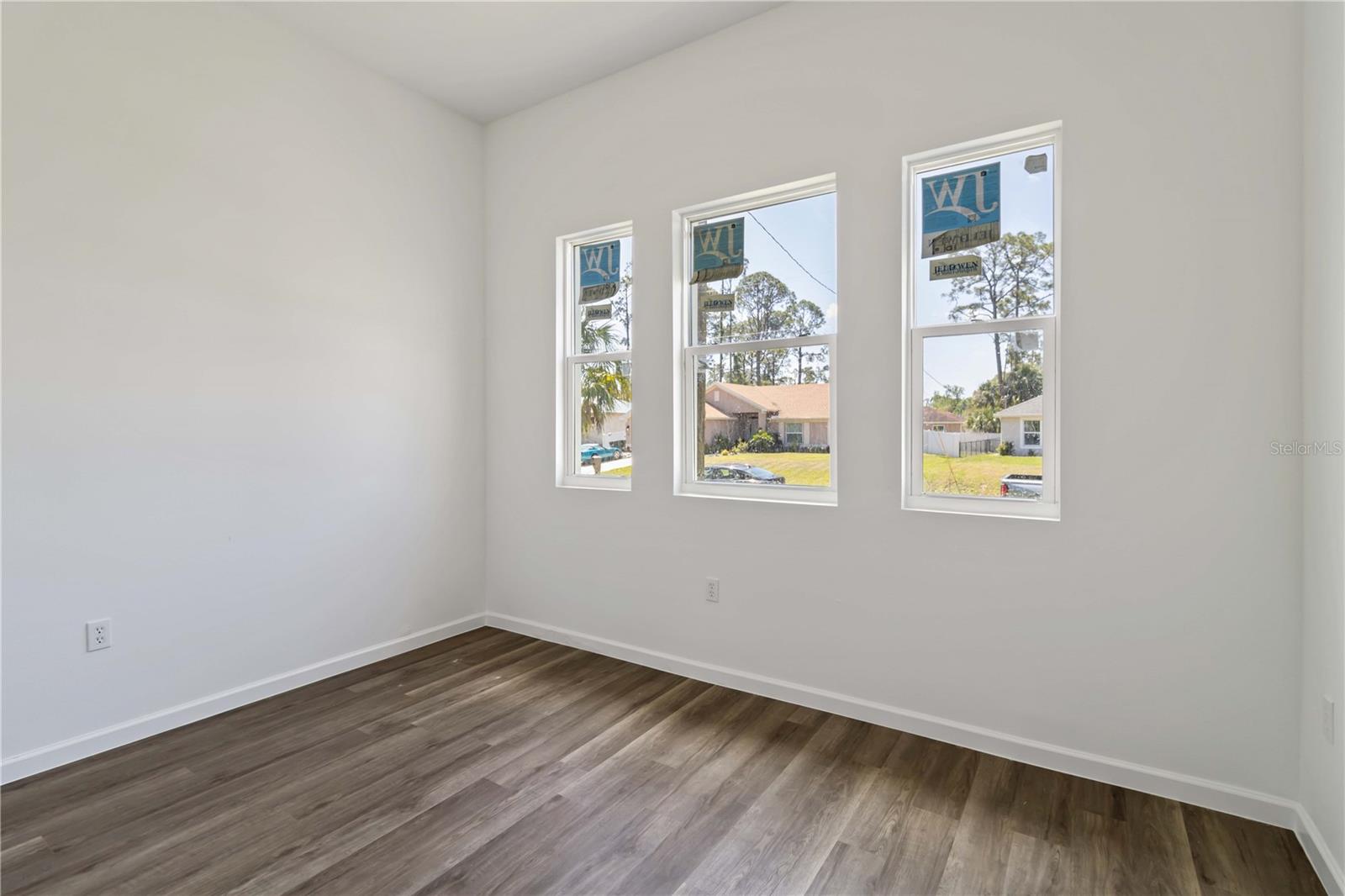 Image 14 of 30 For 4344 Jaslo Avenue