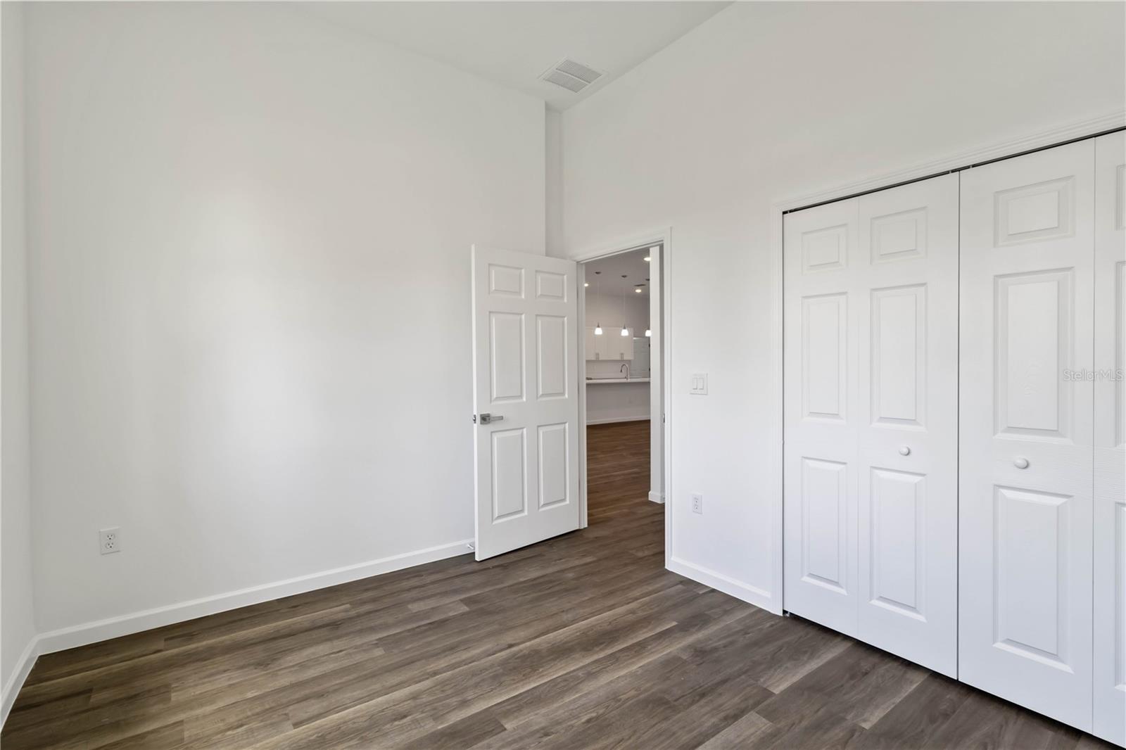 Image 15 of 30 For 4344 Jaslo Avenue