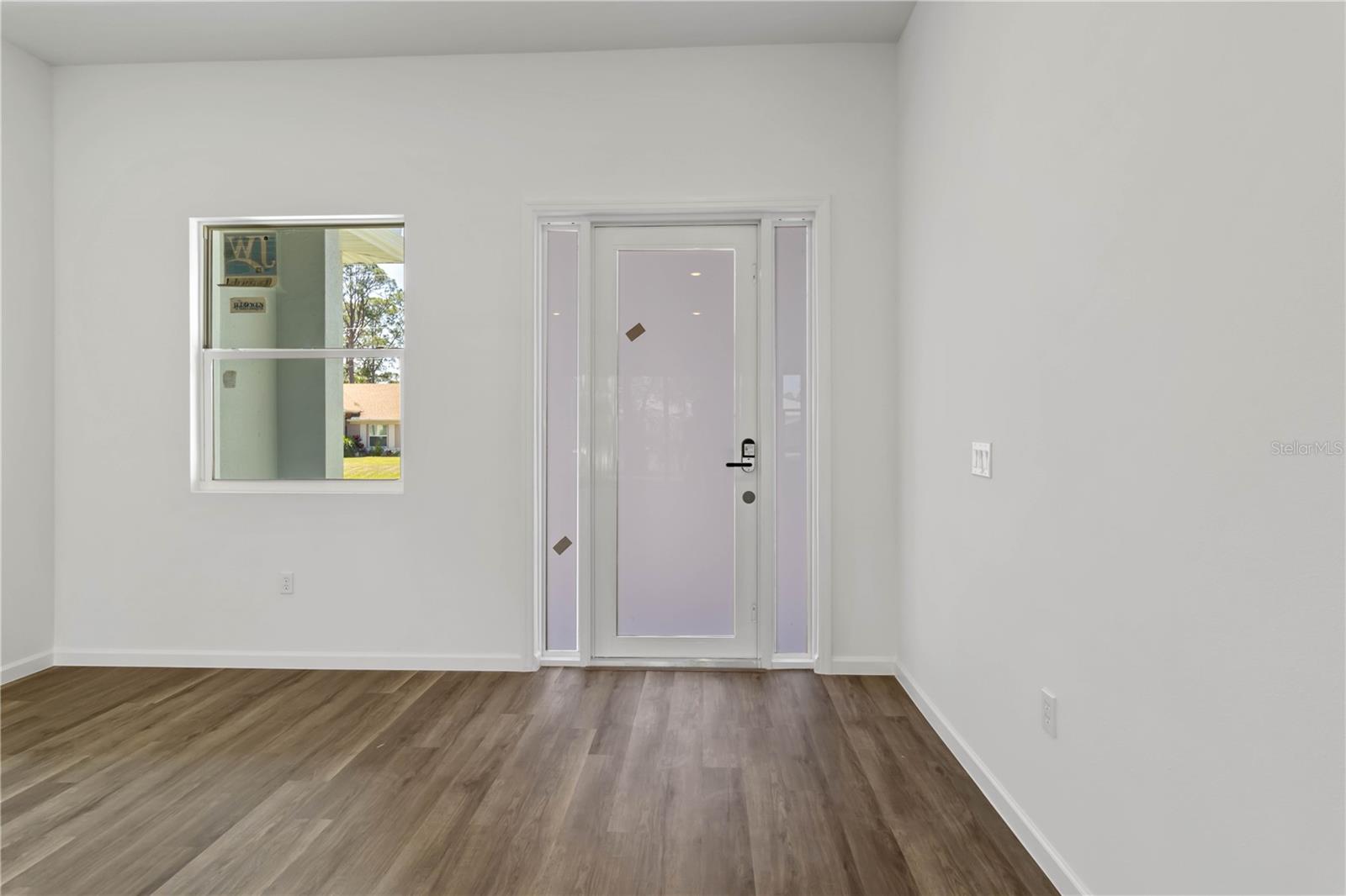 Image 3 of 30 For 4344 Jaslo Avenue