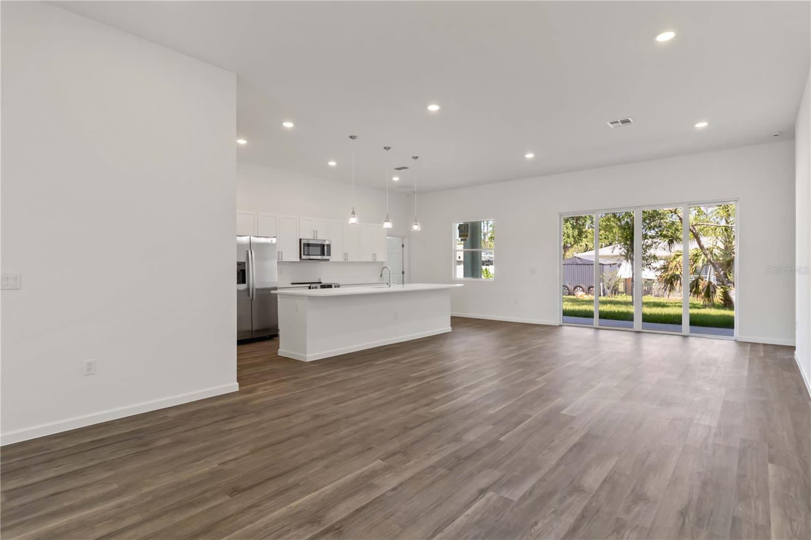 Image 4 of 30 For 4344 Jaslo Avenue