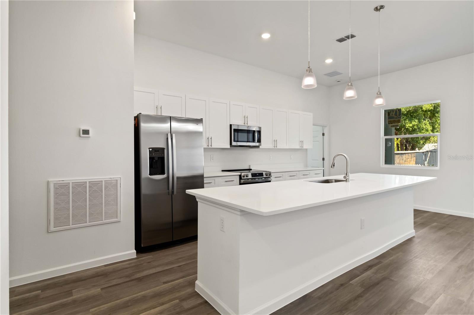 Image 6 of 30 For 4344 Jaslo Avenue