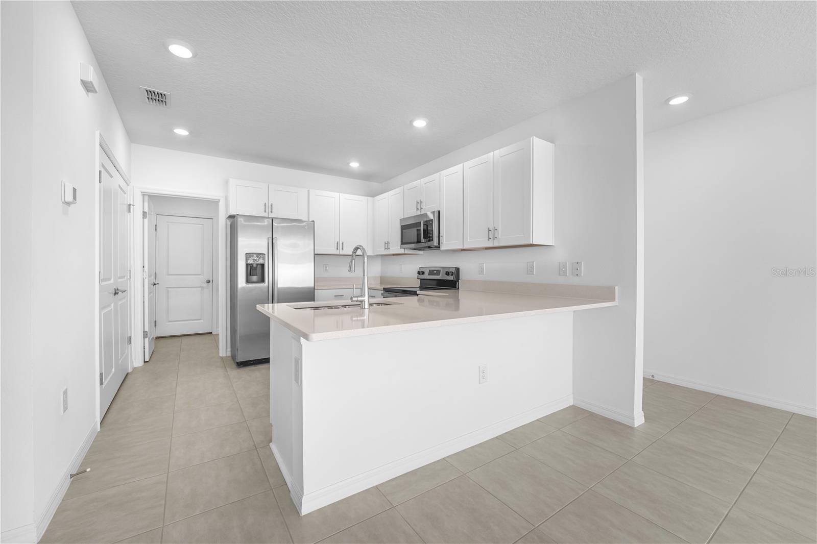 Image 9 of 37 For 4560 Ranunculus Street