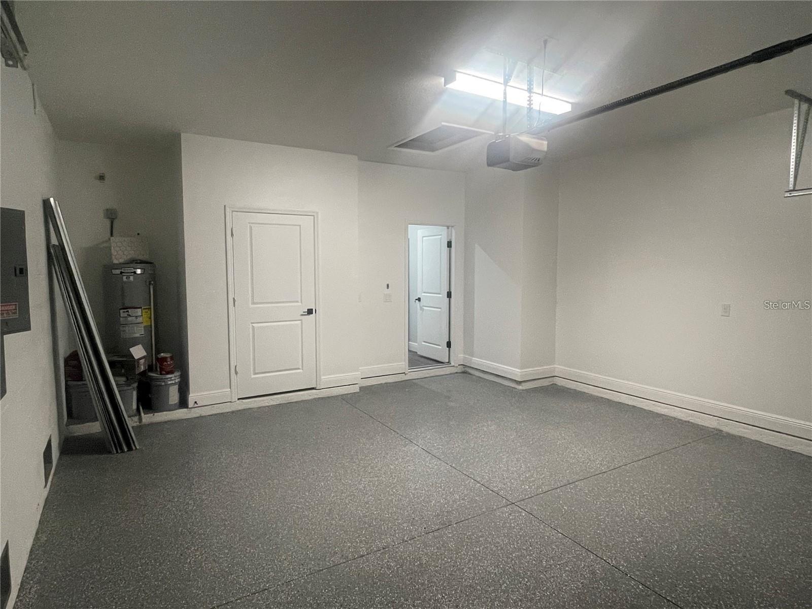 Image 13 of 16 For 12337 Gulfstream Boulevard