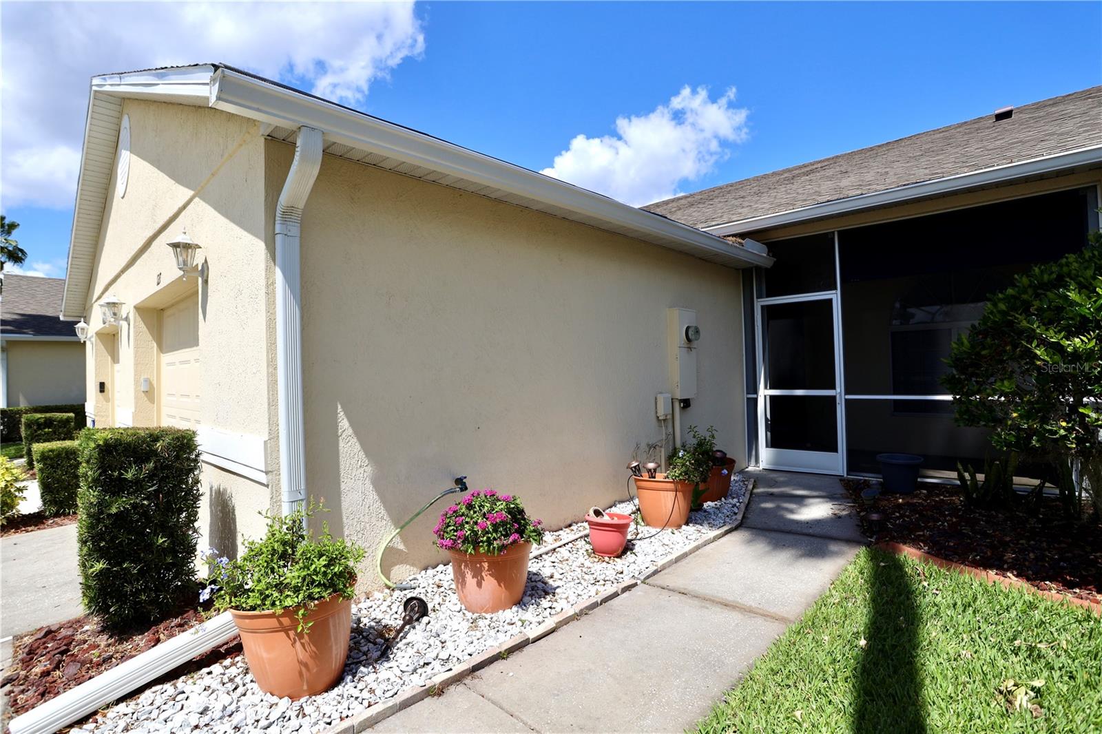 Image 11 of 45 For 127 Club Villas Lane