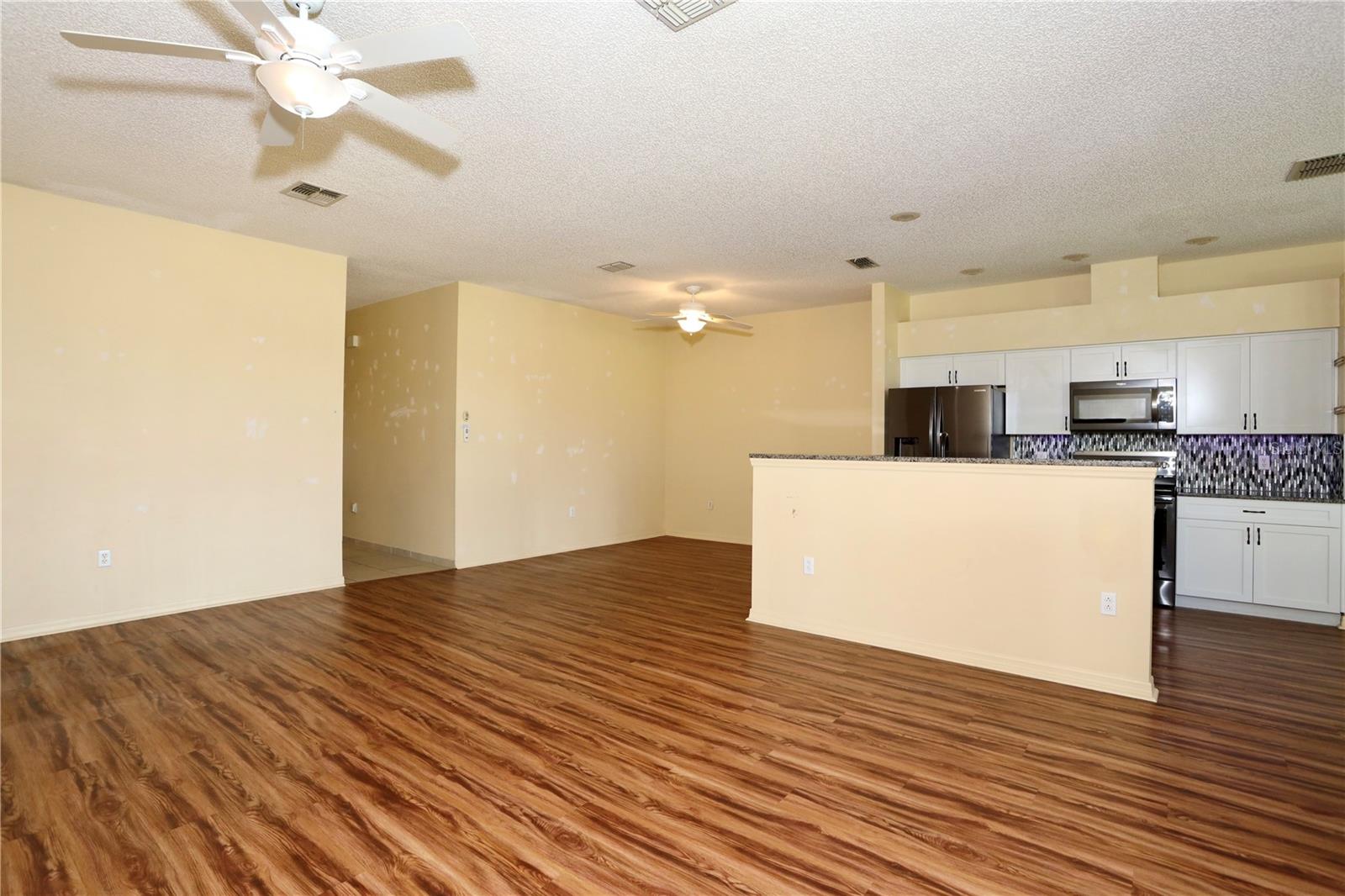 Image 18 of 45 For 127 Club Villas Lane