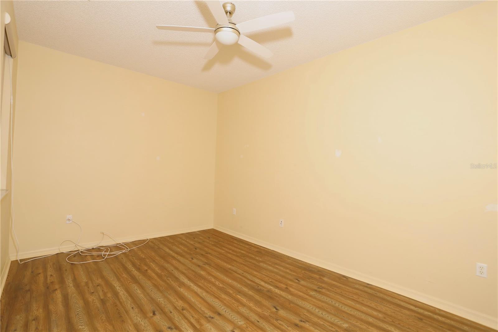 Image 31 of 45 For 127 Club Villas Lane