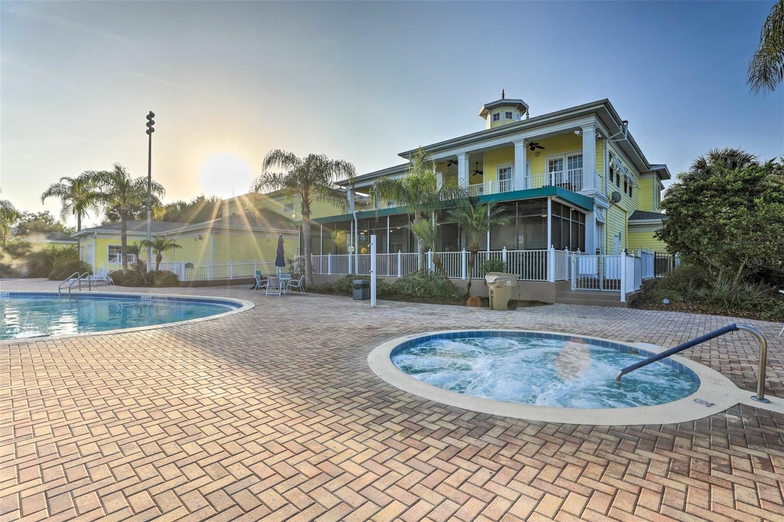 Image 25 of 28 For 702 Gran Bahama Boulevard