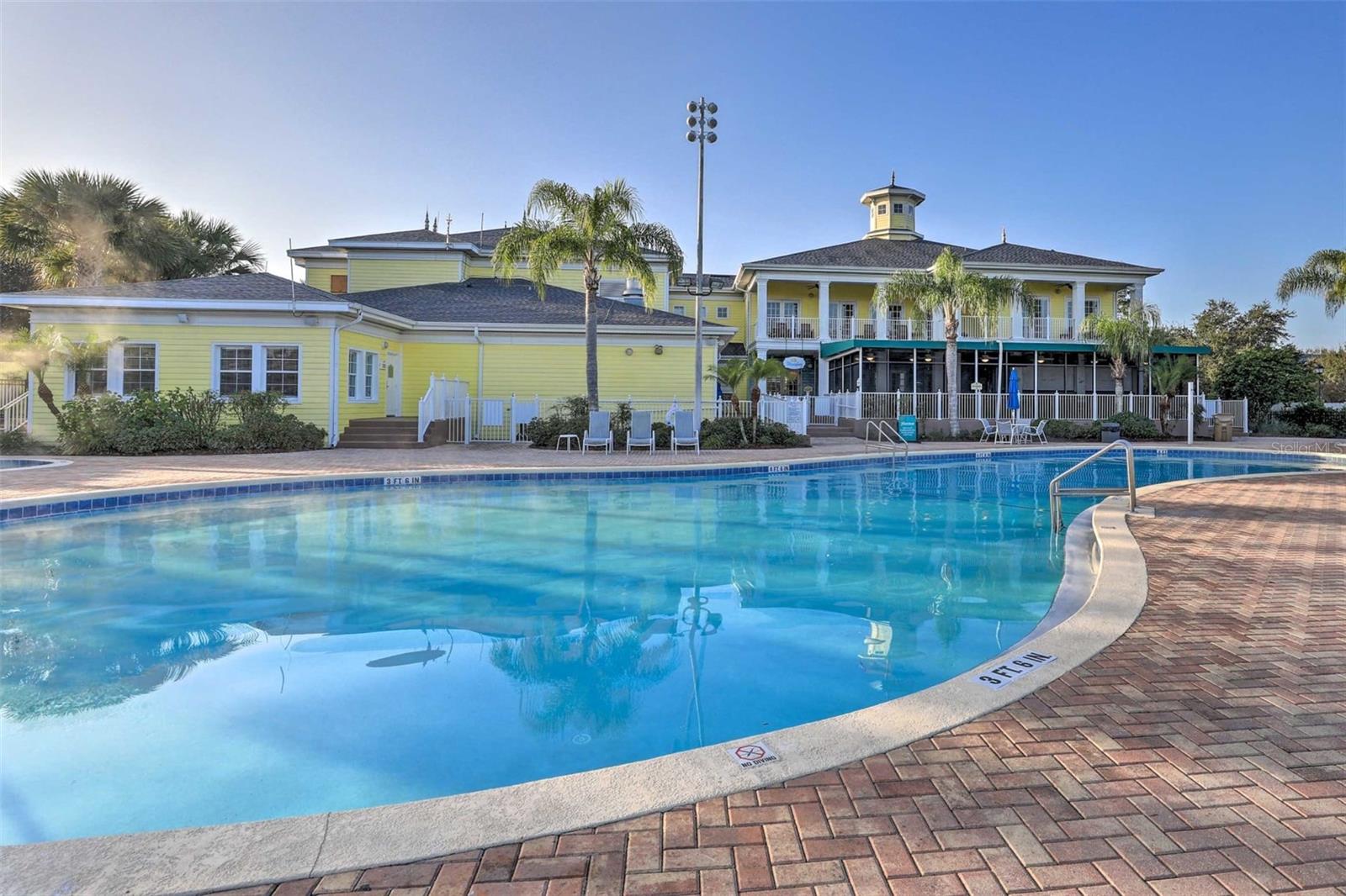 Image 26 of 28 For 702 Gran Bahama Boulevard