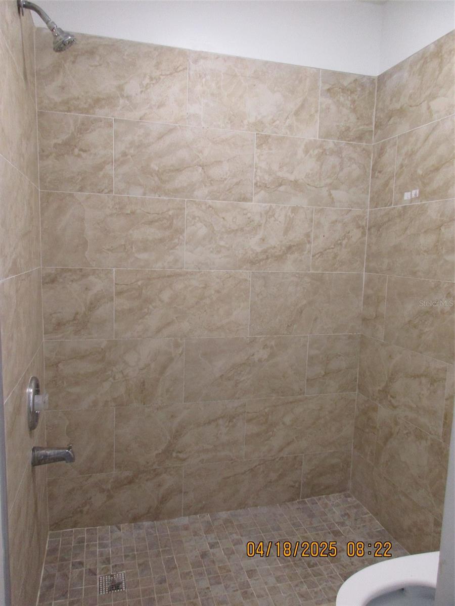 Image 21 of 38 For 3141 Enclave Court