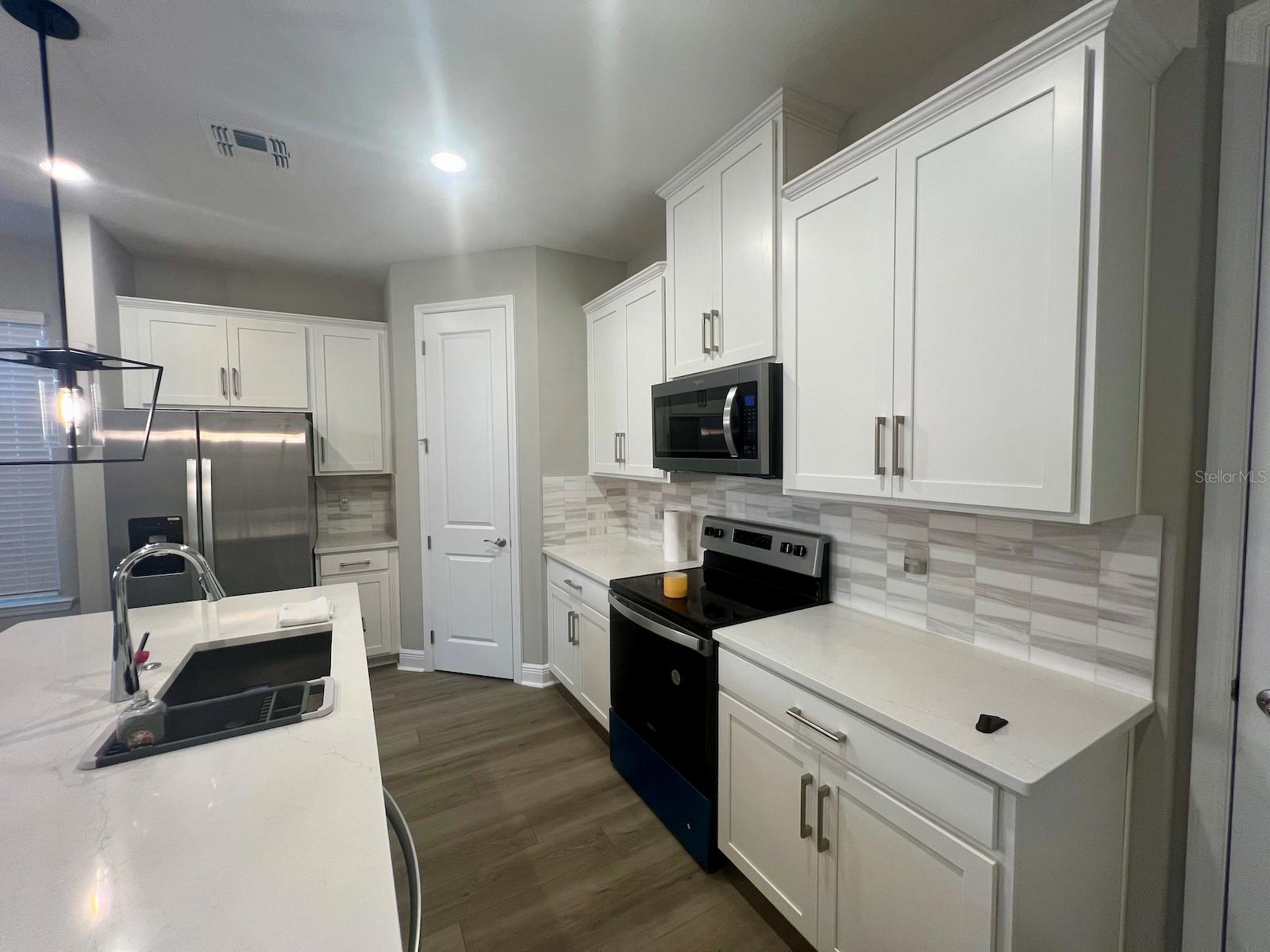 Image 3 of 19 For 12253 Bracco Street