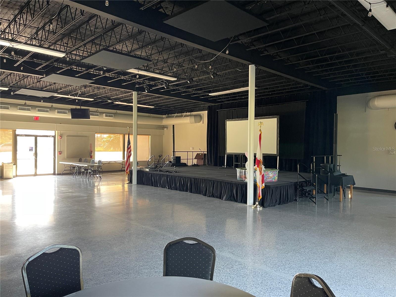 Image 18 of 34 For Orlando Drive