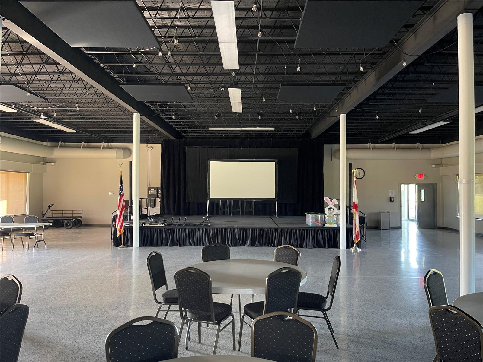 Image 19 of 34 For Orlando Drive