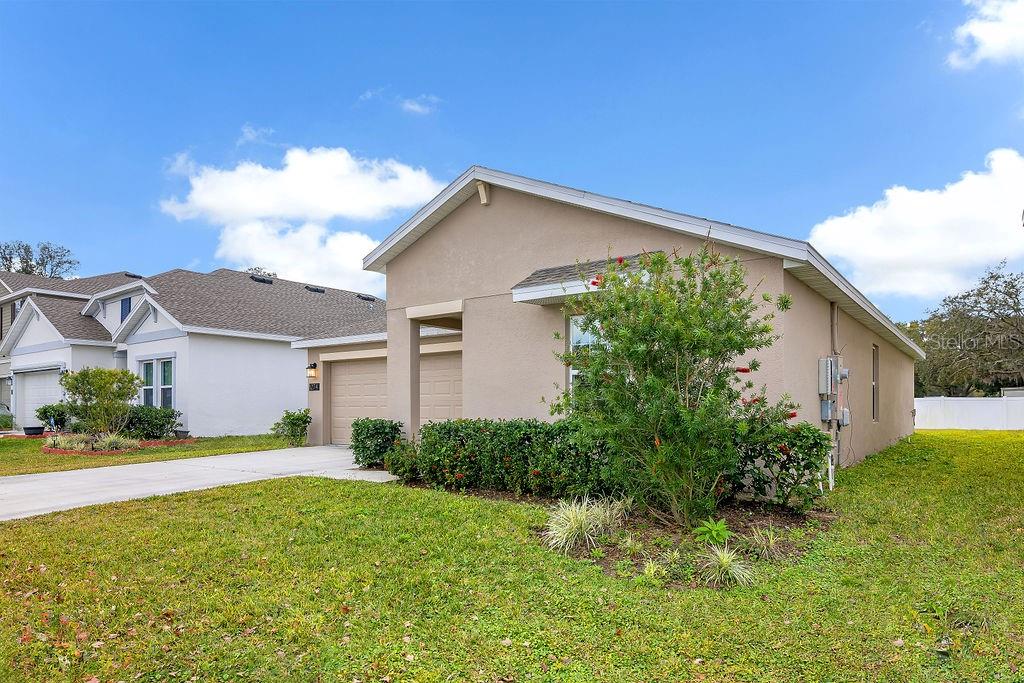 Image 2 of 24 For 1274 Fury Street