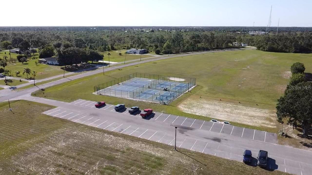 Image 28 of 35 For Orlando Drive