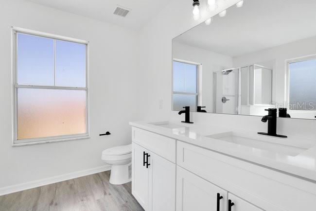 Image 15 of 41 For 227 Sand Ridge Drive