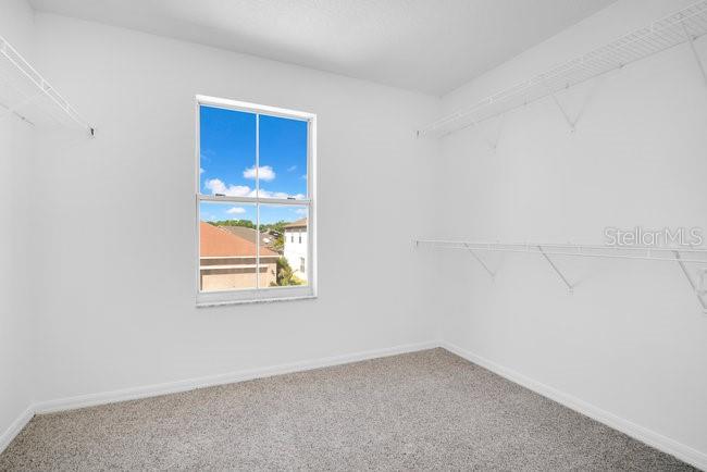 Image 17 of 41 For 227 Sand Ridge Drive