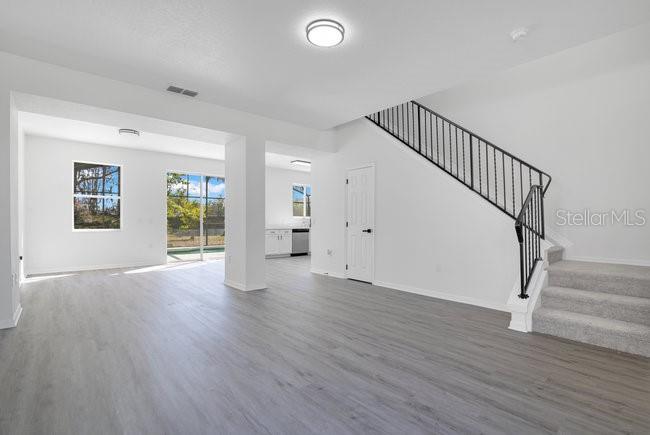 Image 23 of 41 For 227 Sand Ridge Drive